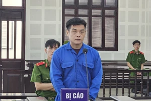 Đánh nhau vì không cho dùng thử phần mềm