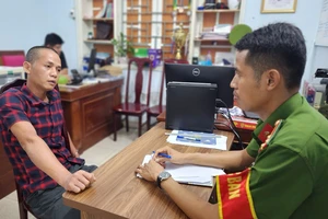 Nữ chủ quán nước mía ở Đà Nẵng bị đâm xuyên cổ