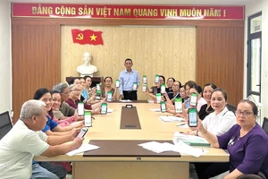 Đà Nẵng: 100% tổ tiết kiệm vay vốn sử dụng thành thạo phần mềm quản lý mới