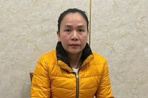 1 phụ nữ lừa bán đất cạnh đền Tam Giang bị bắt theo lệnh truy nã đặc biệt