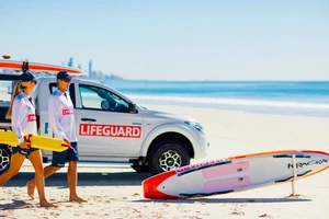 Nên coi sinh viên cũng là khách du lịch