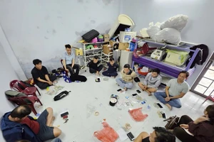 Công an Đà Nẵng truy tìm 2 người liên quan tụ điểm đánh bạc 