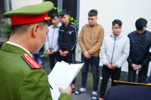 Đà Nẵng: Công an kêu gọi những người mang hung khí, phóng xe đêm giao thừa ra trình diện