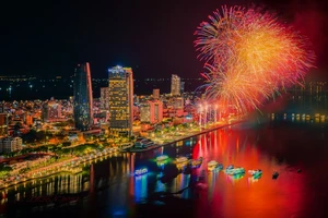 Sân khấu lễ hội pháo hoa quốc tế Đà Nẵng 2025 lớn chưa từng có