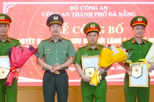 3 lãnh đạo cấp phòng Công an TP Đà Nẵng nghỉ hưu trước tuổi