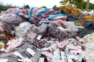 Thông tin mới vụ thuốc tân dược bị vứt ngoài bãi rác 