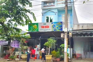 Vụ ‘đi ăn giỗ về bị chiếm nhà’: Chủ nhà đã được cấp sổ hồng nhưng nhà vẫn bị chiếm