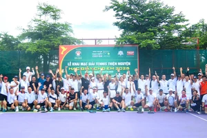 Giải Tennis thiện nguyện mở rộng ‘Hạc Giấy Cho Em’ sẽ đấu giá gây quỹ
