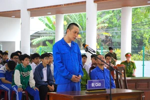 Đà Nẵng: Bị cáo đầu tiên lãnh án vì sử dụng ma tuý, theo luật mới