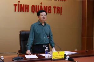 Phó Thủ tướng Mai Văn Chính chỉ đạo tỉnh Quảng Trị không để dân đói, khát trong mưa lũ