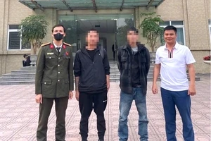 2 người đàn ông bị Hoa Kỳ trục xuất về Việt Nam