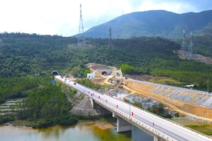 Ngắm hầm Đèo Ngang mở rộng trước ngày thông xe