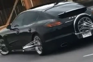 Cách bảo vệ xe siêu sang không giống ai