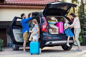 Chuẩn bị xe như thế nào trước những chuyến đi chơi xa