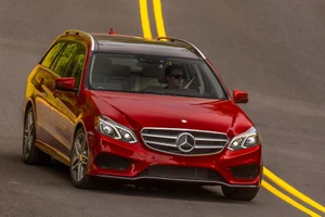 Có nên bỏ tiền mua xe Mercedes cũ?