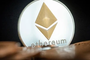 Ethereum sẽ tăng lên 10.000 USD, hạ đo ván Bitcoin?