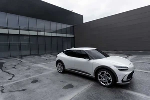 Hyundai ra xe điện hạng sang có giá 1,3 tỉ cạnh tranh với Mercedes