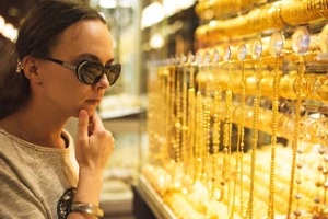 Ngân hàng Thuỵ Sĩ dự báo giá vàng chỉ còn 38,8 triệu đồng