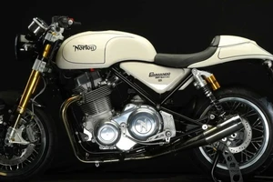 Vì sao giá bán xe máy ngày càng đắt đỏ?