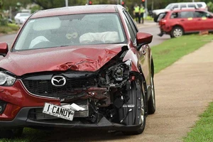 Mẹo bán ô tô bị tai nạn với giá tốt