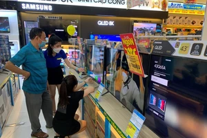 Thế Giới Di Động nói gì về việc sa thải hàng ngàn nhân viên