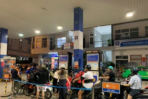 Liệu giá xăng có giảm tiếp?