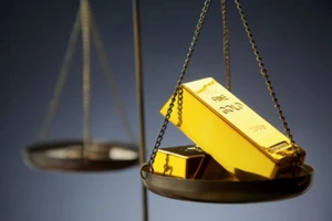 Vì sao giá vàng SJC giảm mạnh sẽ giúp chứng khoán tăng tốc?