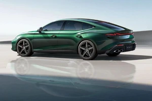 Trung Quốc ra chiếc ô tô có giá 1 tỉ đồng, cạnh tranh với Toyota Camry