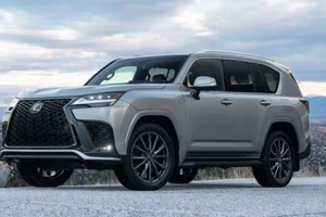 Những người chạy chiếc ô tô Toyota này vừa gặp tin xấu