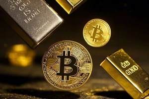 Tiền số bitcoin tăng giá kỷ lục nhờ các thông tin này