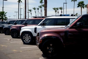 Chiếc ô tô quen thuộc với người Việt, vừa gặp sự cố lớn