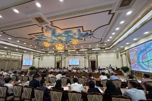 Giải pháp xây dựng nguồn nhân lực cho Trung tâm tài chính quốc tế tại TP.HCM