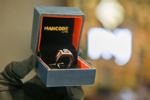 Vì sao đại gia Việt này tập trung bán trang sức cho nam giới?