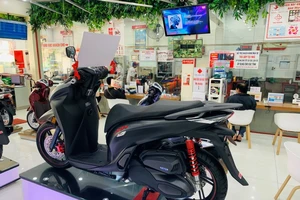Một lượng vàng SJC giờ đổi được gần 2 chiếc Honda SH 