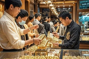 Giá vàng sẽ đi về đâu trong thời gian tới?