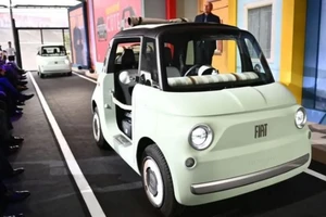 Ô tô siêu nhỏ có giá gần bằng xe máy, liệu người tiêu dùng có thích?