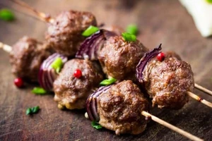 Ăn thịt và ăn chay, cái nào kéo dài tuổi thọ hơn?