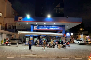 Giá dầu thế giới đột ngột giảm về mức 80 USD, giá xăng A95 tại Việt Nam sẽ ra sao?