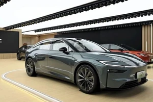 Hãng ô tô quen thuộc với người Việt ra xe không tốn xăng với giá 600 triệu đồng