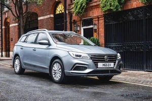 Xuất hiện chiếc ô tô quen thuộc với người Việt có giá bằng 3 chiếc xe máy Honda SH 