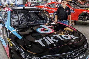 Ô tô Tik Tok có giá bằng 2 xe máy Honda SH sắp có mặt tại thị trường
