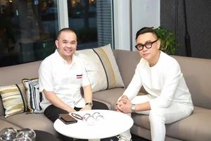 NTK Nguyễn Công Trí bắt tay doanh nhân làm show thời trang