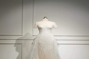 Lộ diện chiếc đầm đêm chung kết của hoa hậu Tiểu Vy