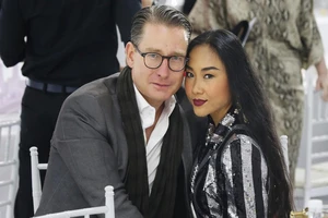 Gia đình Đoan Trang gây ấn tượng tại các thảm đỏ thời trang