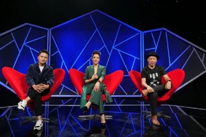 Thu Phương 'lạy' Phan Mạnh Quỳnh và khuyên anh bớt duyên đi 