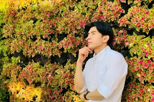 1.500 chiếc USB thanh xuân của Đan Trường bán hết ngay