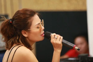 Ngày tái ngộ giữa ca sĩ Ngọc Anh và Quang Dũng đầy tiếng cười