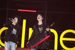 Đại nhạc hội cuồng nhiệt với hơn 40.000 sinh viên