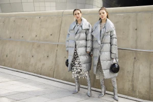 Kelly, Lilly Luta nổi bật với áo phao tại Seoul Fashion Week