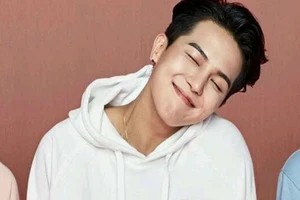 Song Minho (Winner) trở thành họa sĩ tại triển lãm SEEA 2019